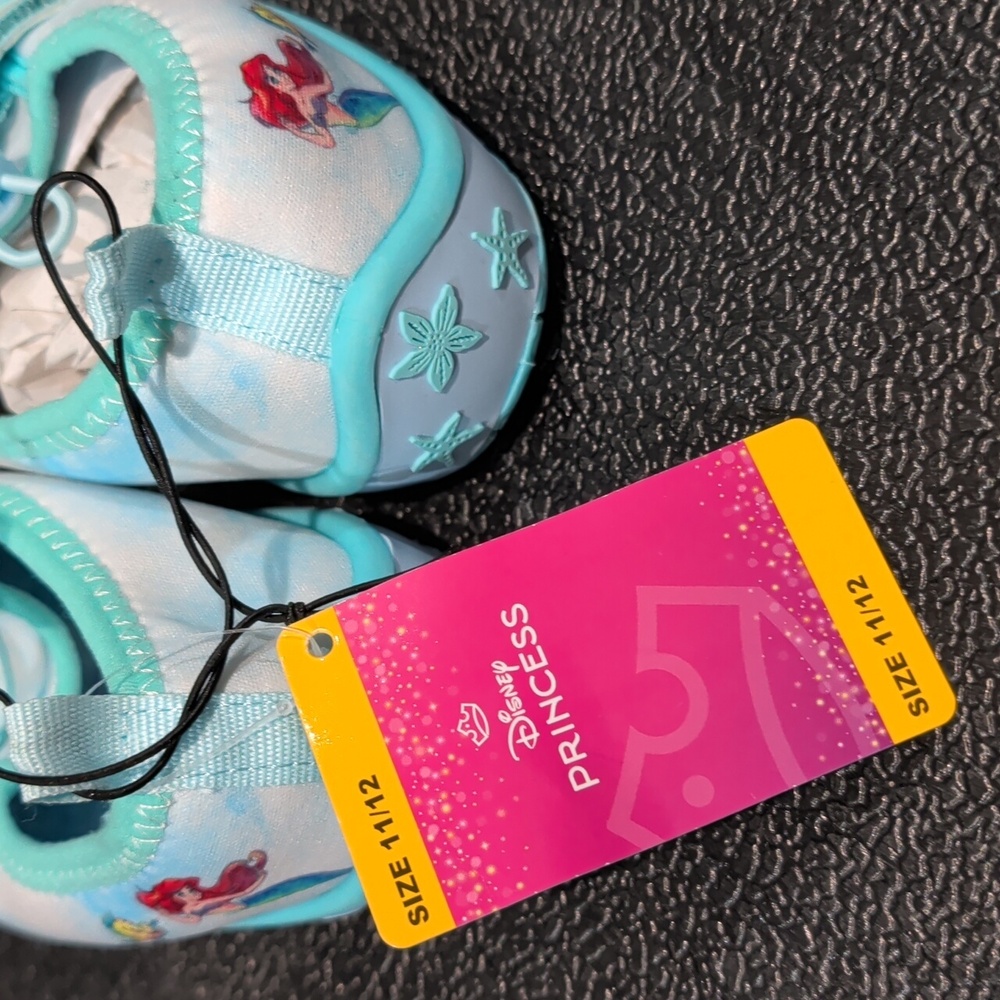 Kids Disney Princess Ariel Water Shoes Little Mermaid Size 11/12 Toddler - Picture 3 of 5